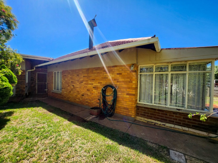 3 Bedroom Property for Sale in Stilfontein Ext 4 North West